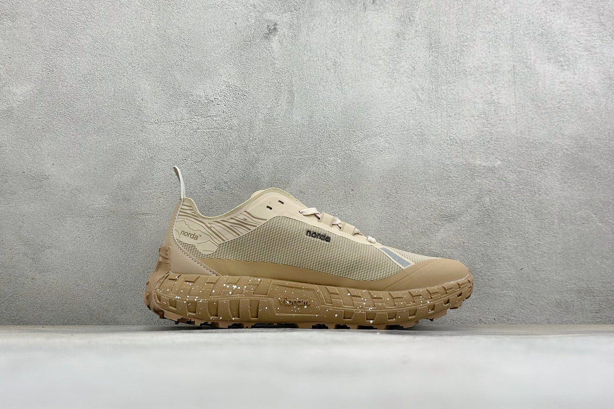 Norda 002 Trail Sneakers