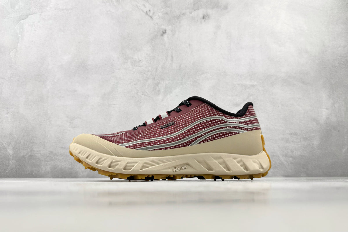 Norda 002 Trail Sneakers