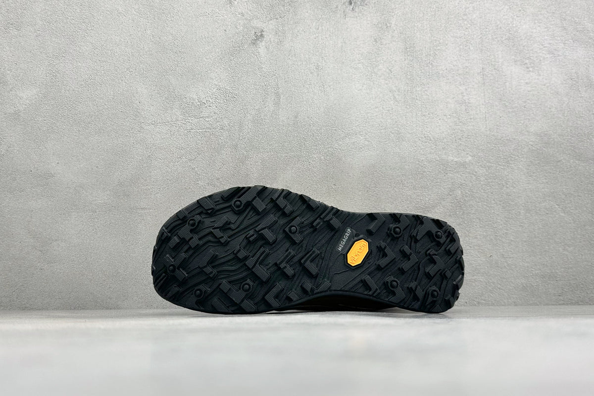 Norda 002 Trail Sneakers