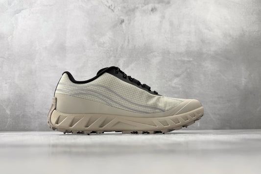 Norda 002 Trail Sneakers