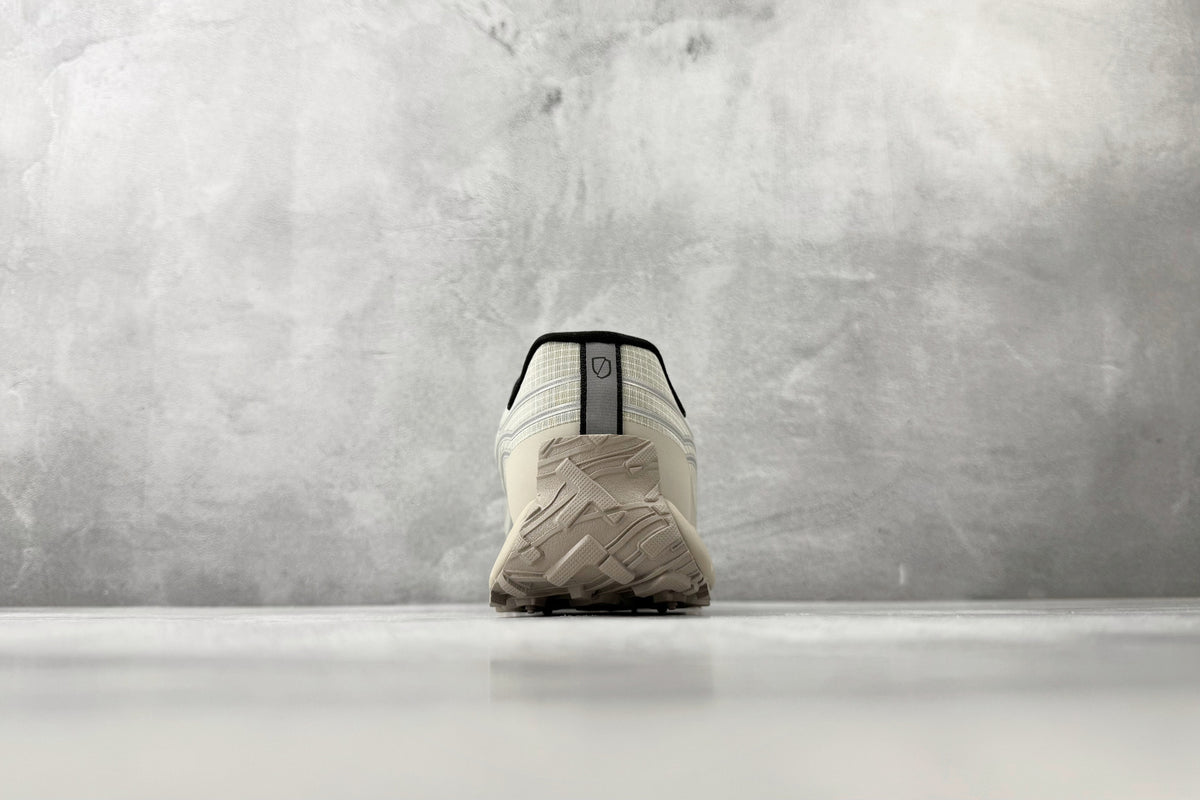 Norda 002 Trail Sneakers