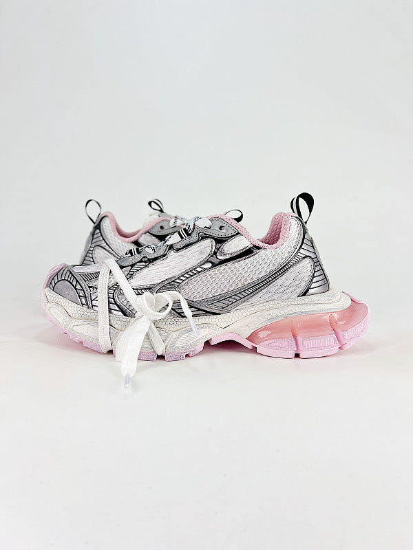 3XL Sketch Print Sneakers