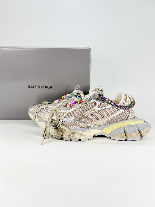 3XL Distressed Sneakers with Charms