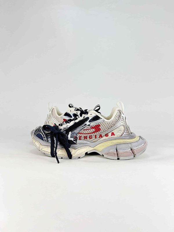 3XL Logo Mesh Sneakers