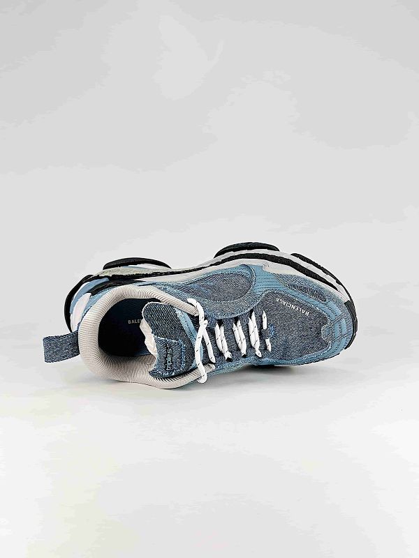 Balenciaga Track 2 Sneakers