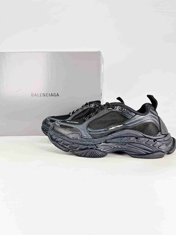 Balenciaga 3XL Sneakers