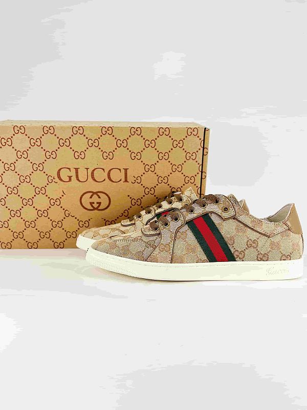 Gucci Low-Top Sneakers