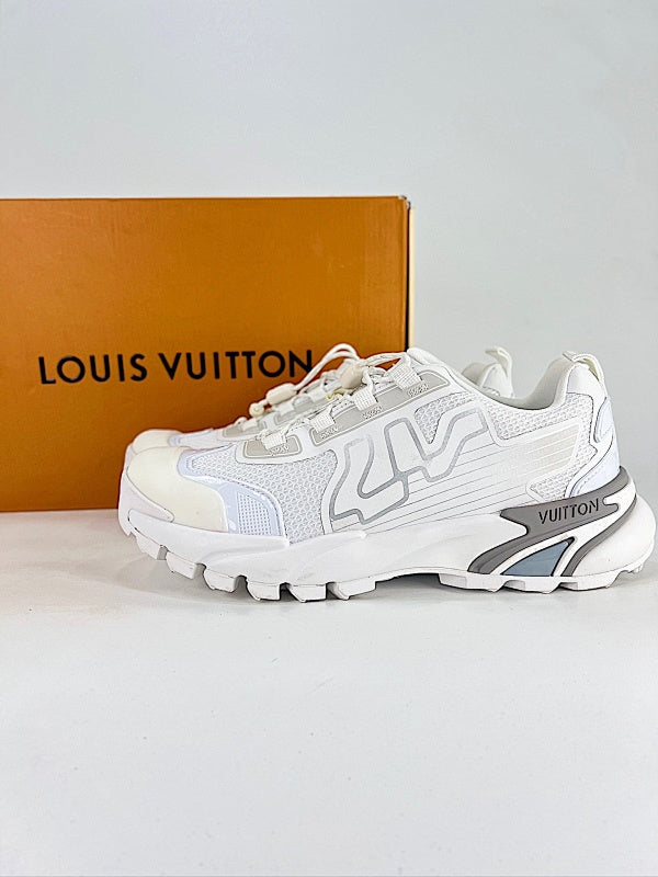 Louis Vuitton Tatic Runner Sneakers