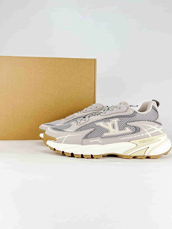 Louis Vuitton Tatic Runner Sneakers