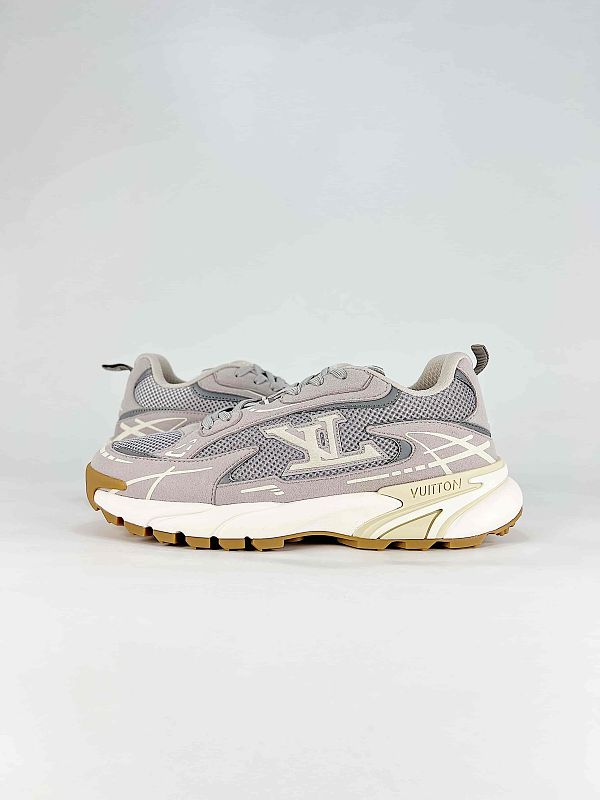 Louis Vuitton Tatic Runner Sneakers