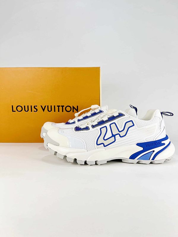 Louis Vuitton Tatic Runner Sneakers