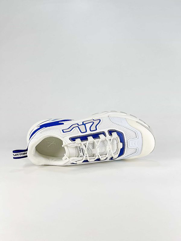 Louis Vuitton Tatic Runner Sneakers