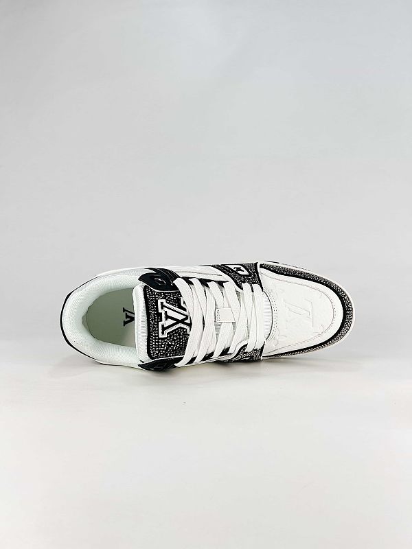Louis Vuitton Trainer Low-Top Sneakers