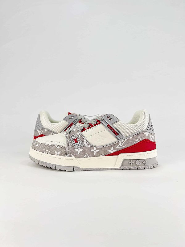 Louis Vuitton Trainer Low-Top Sneakers