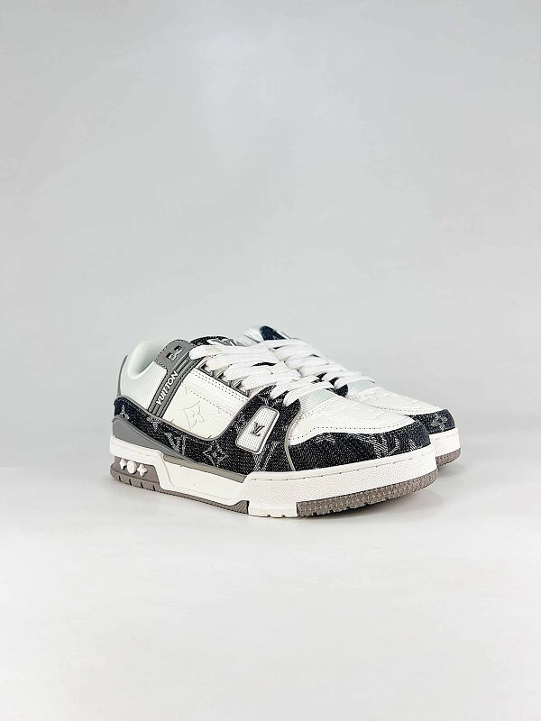 Louis Vuitton Trainer Low-Top Sneakers