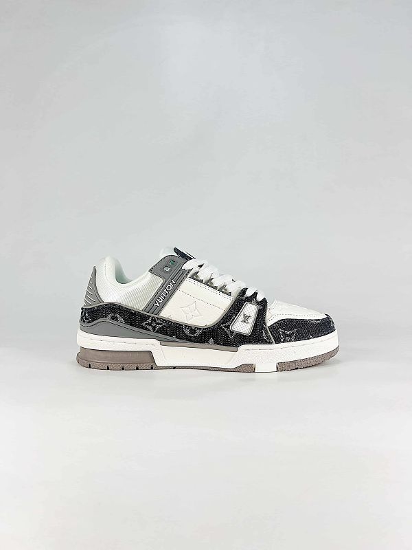 Louis Vuitton Trainer Low-Top Sneakers