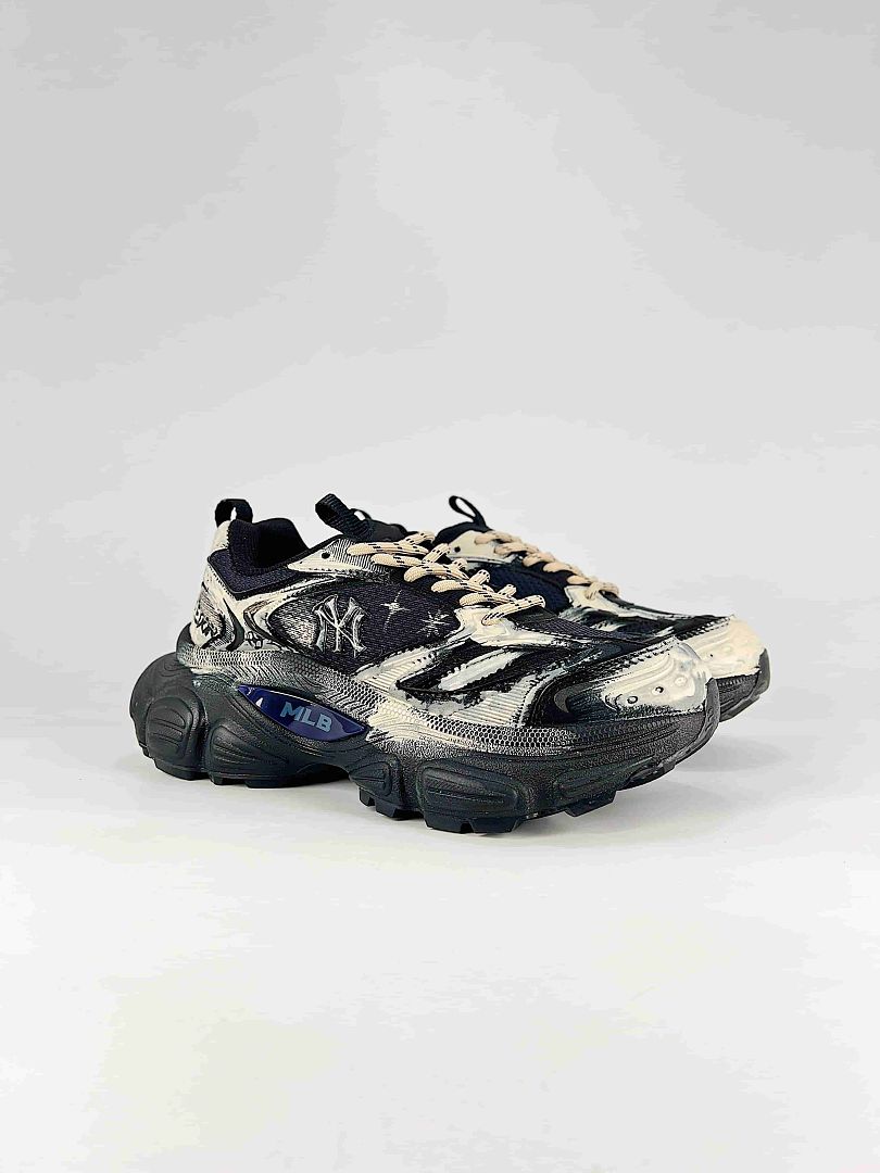 MLB Sneaker 001 - view 2