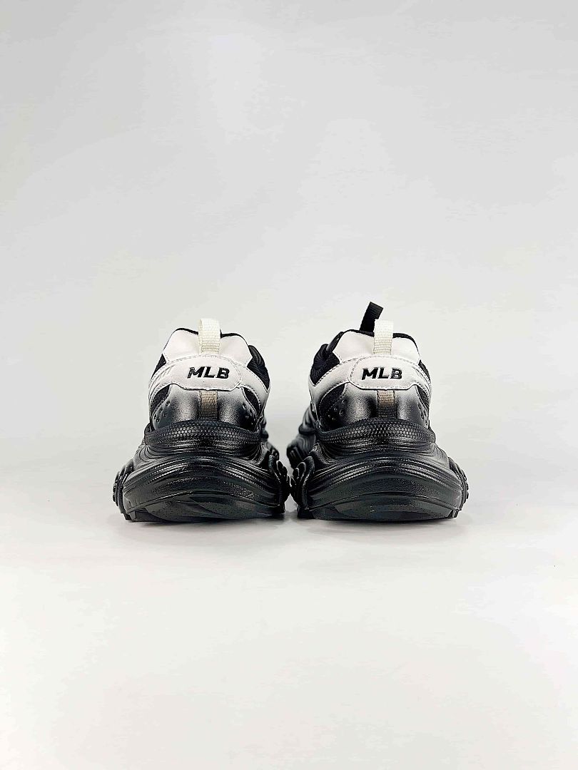 MLB Sneaker 018 - view 3