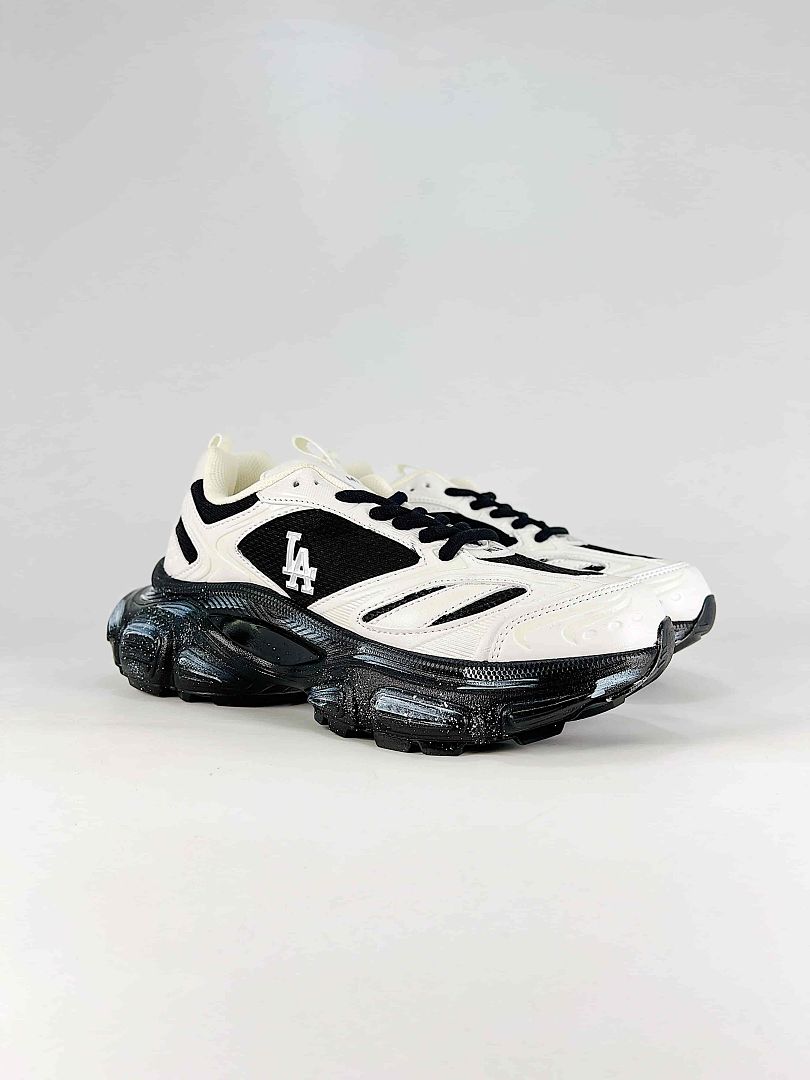 MLB Sneaker 019 - view 2