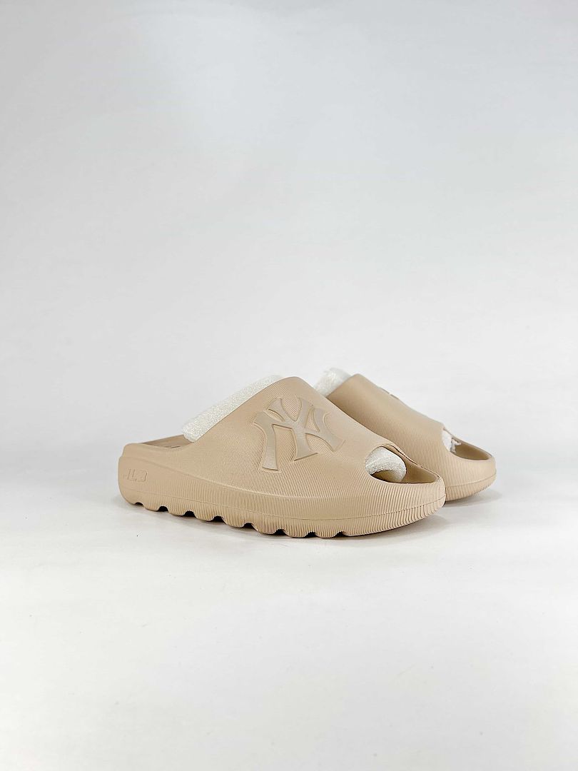 MLB Sneaker 029 - view 4