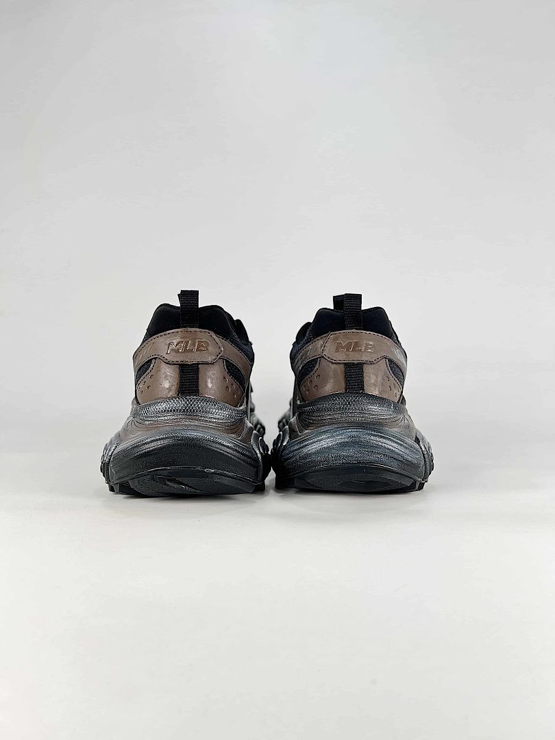 MLB Sneaker 042 - view 3