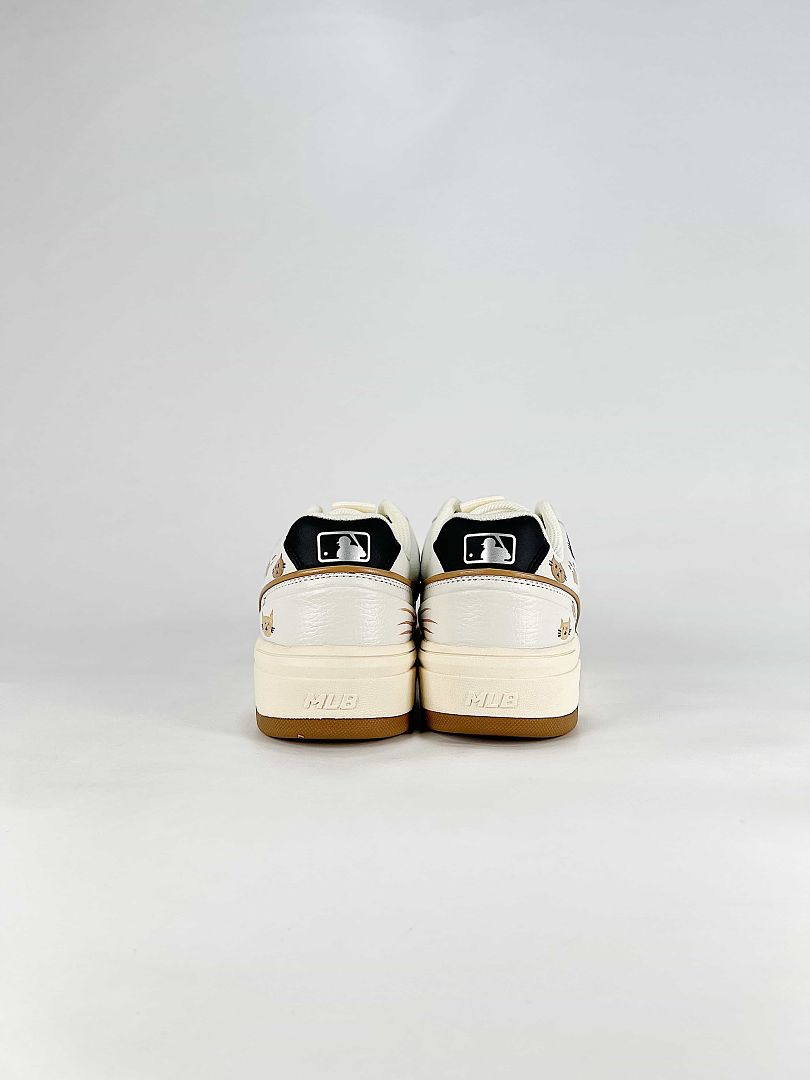 MLB Sneaker 051 - view 3
