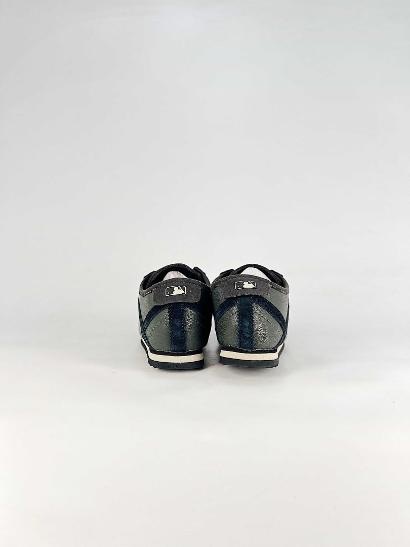 MLB Sneaker 064 - view 3
