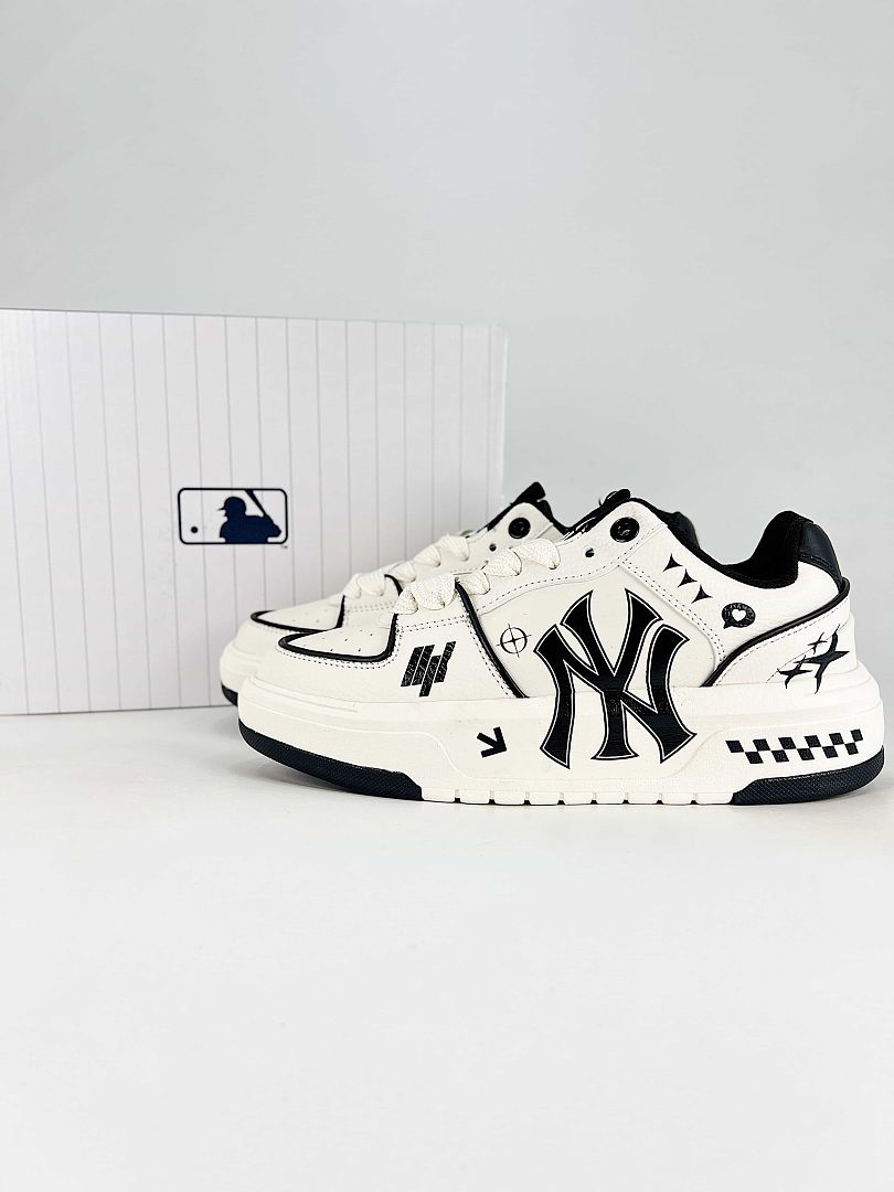 MLB Sneaker 094 - view 1
