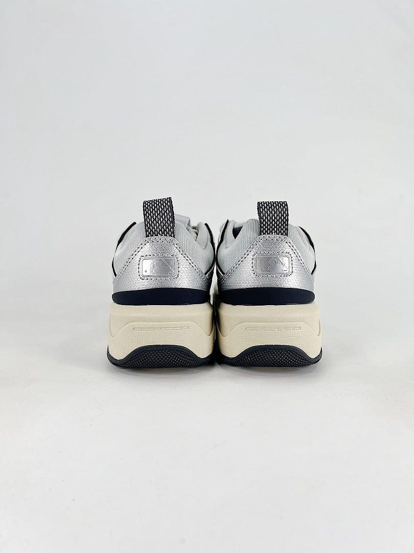 MLB Sneaker 124 - view 3