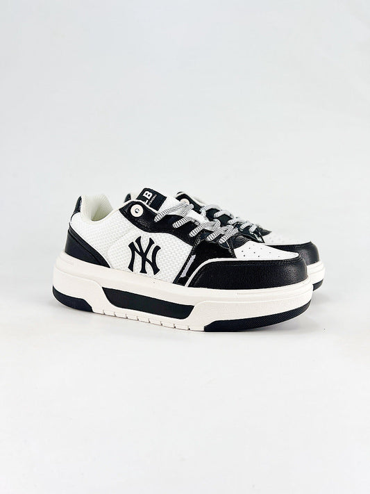 MLB Sneaker 127 - view 2