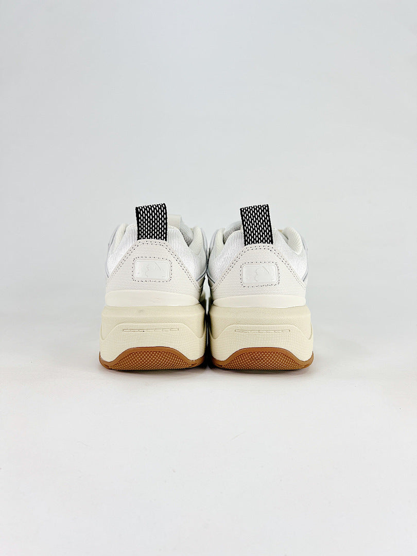 MLB Sneaker 132 - view 3