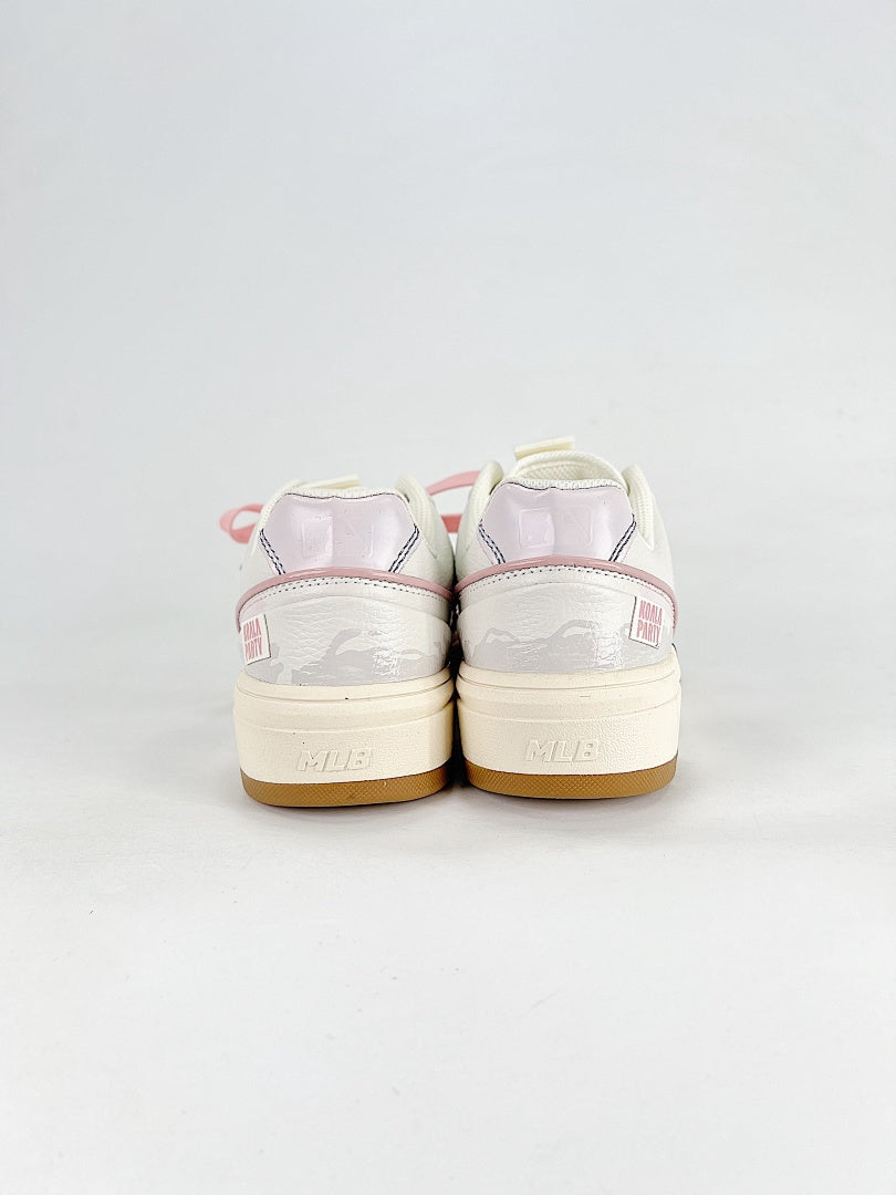 MLB Sneaker 142 - view 3