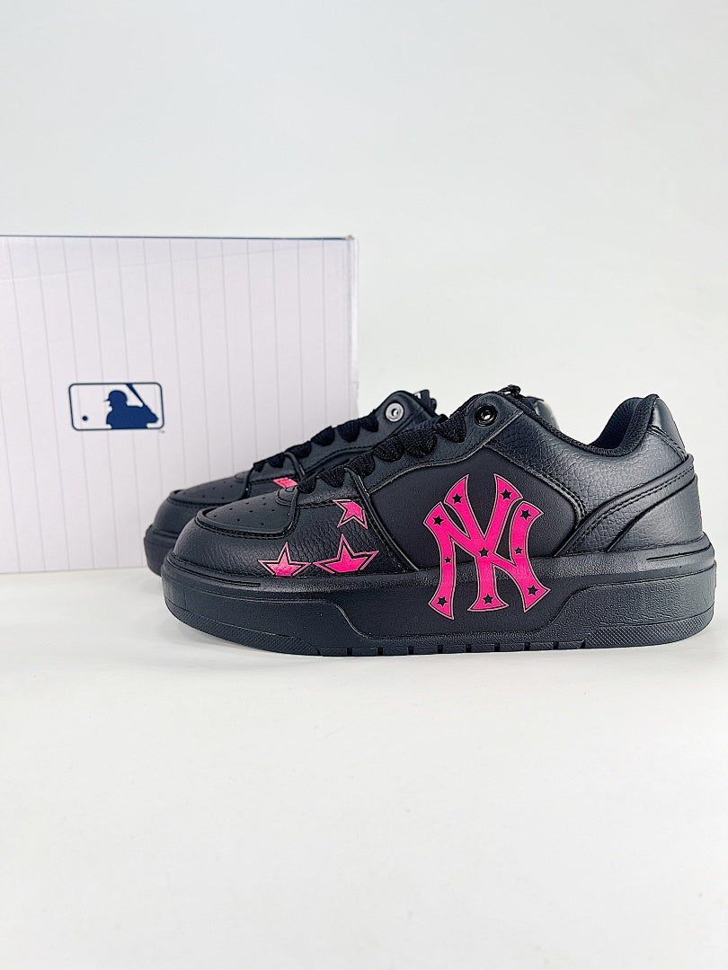 MLB Sneaker 156 - view 1