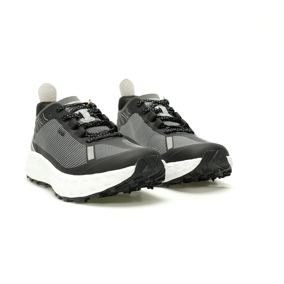 Norda 001 Trail Sneakers