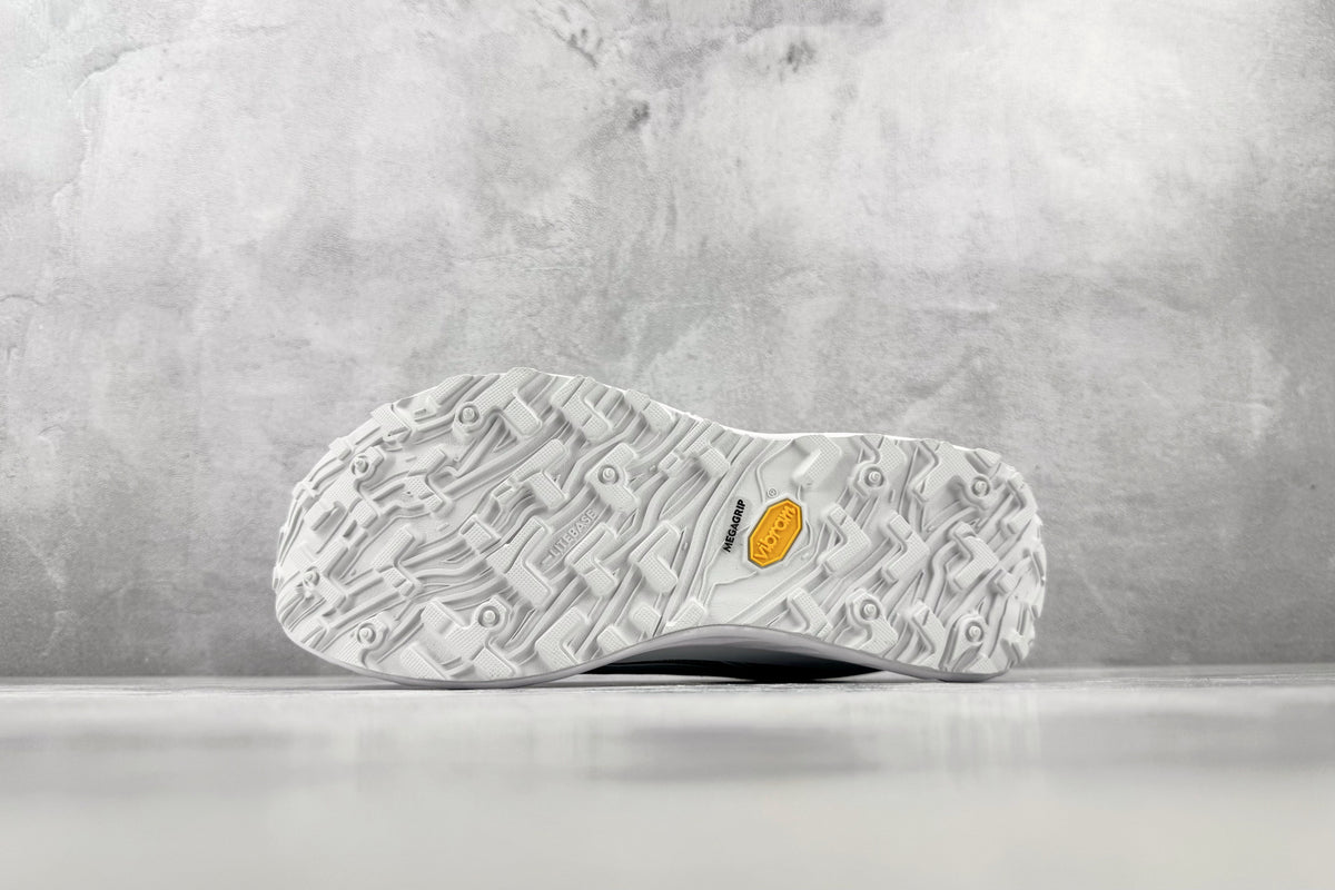 Norda 002 Trail Sneakers