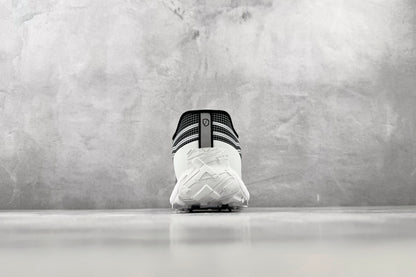 Norda 002 Trail Sneakers