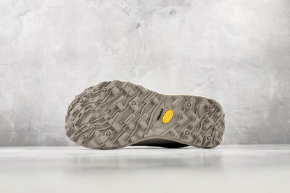 Norda 002 Trail Sneakers