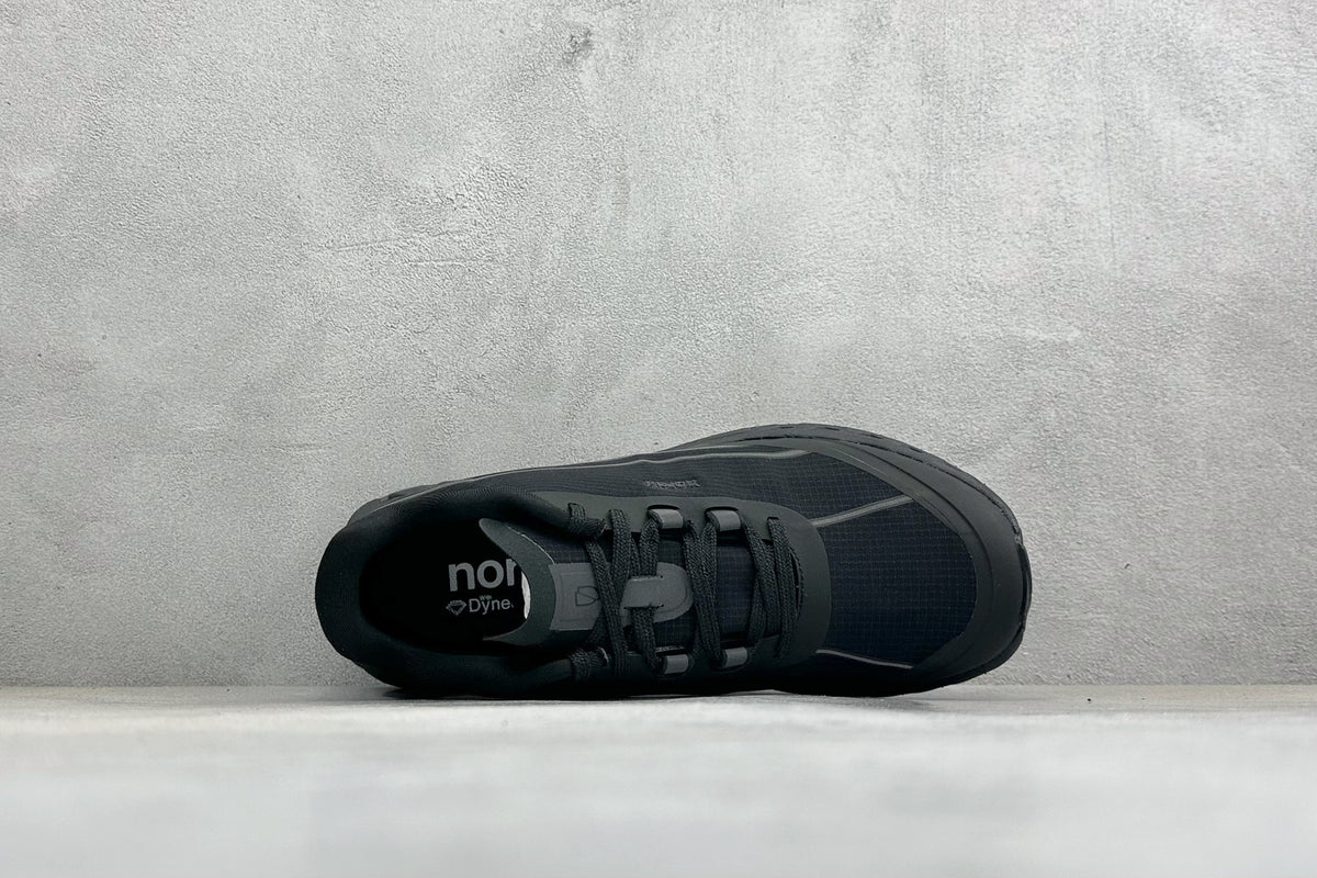 Norda 002 Trail Sneakers