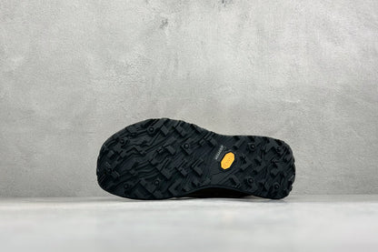 Norda 002 Trail Sneakers