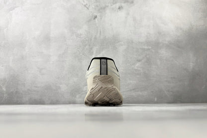Norda 002 Trail Sneakers