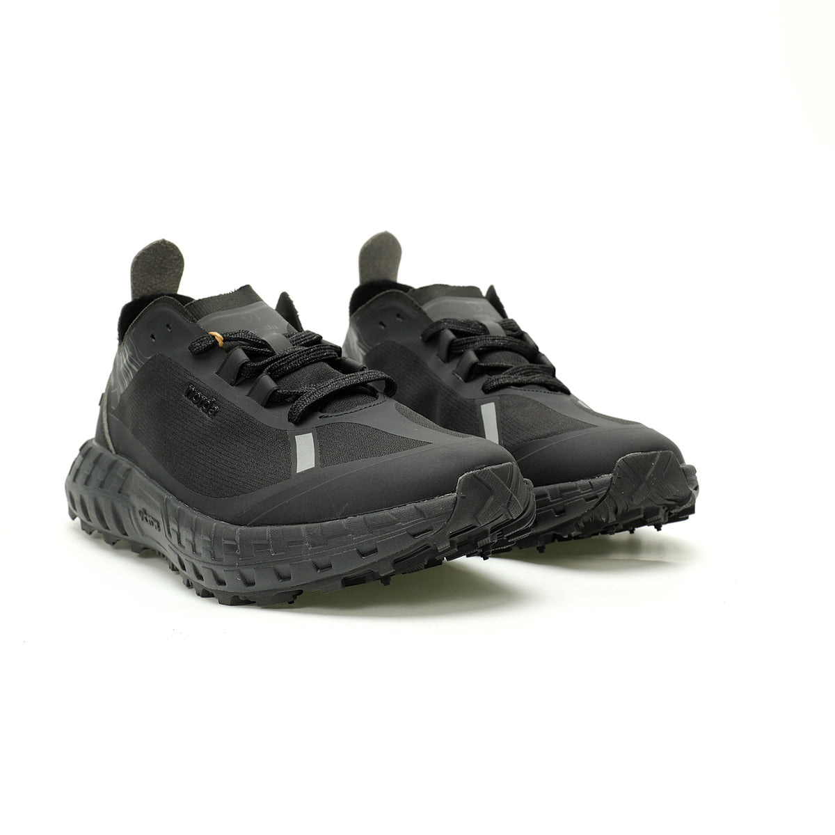 Norda 005 Trail Sneakers