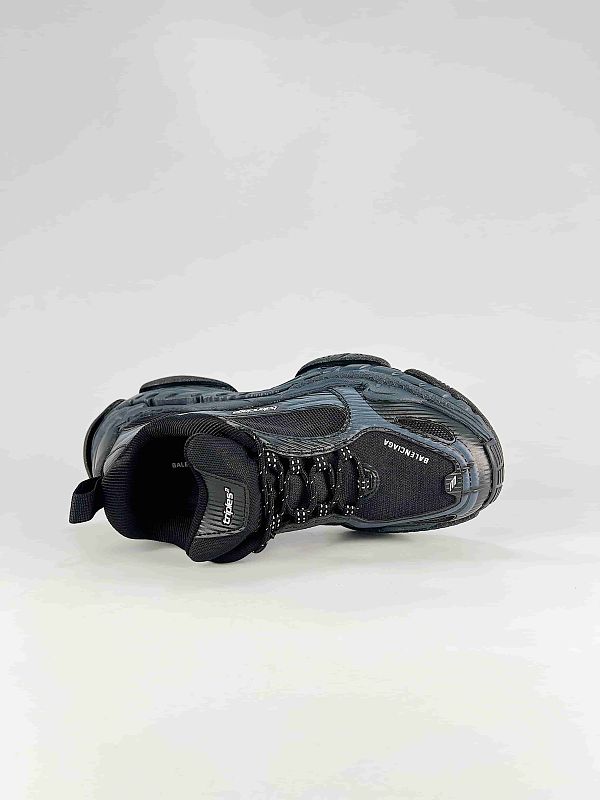 Balenciaga Triple S.2 Sneakers