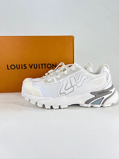 Louis Vuitton Tatic Runner Sneakers