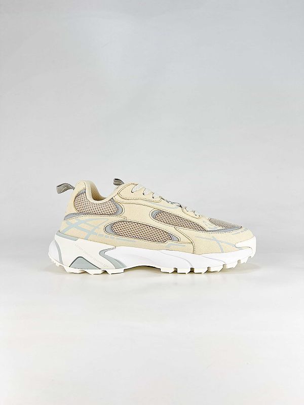 Louis Vuitton Tatic Runner Sneakers