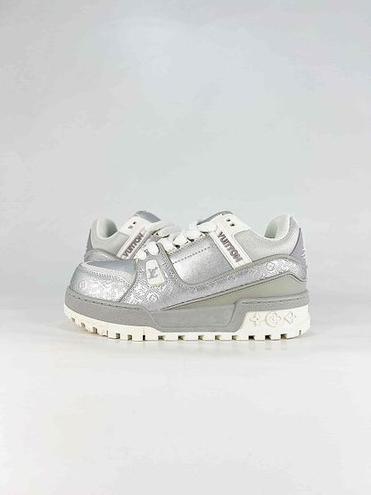 Louis Vuitton Trainer Maxi Sneakers