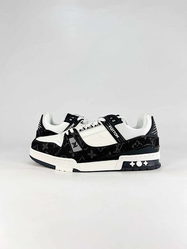 Louis Vuitton Trainer Sneakers