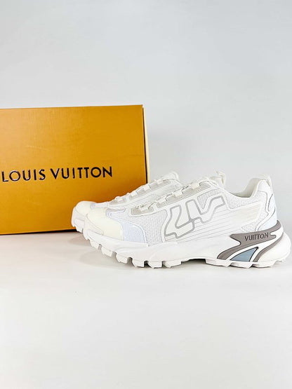 Louis Vuitton Tatic Runner Sneakers