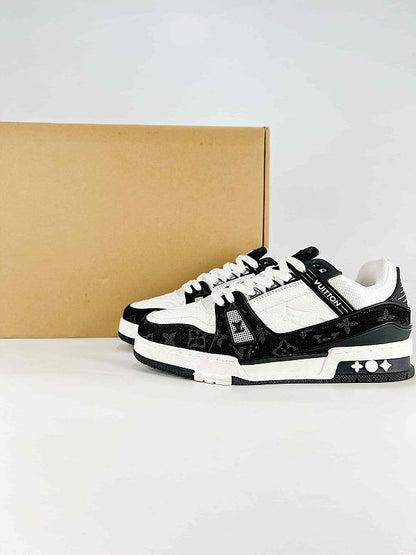 Louis Vuitton Trainer Low-Top Sneakers