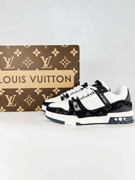 Louis Vuitton Trainer Low-Top Sneakers
