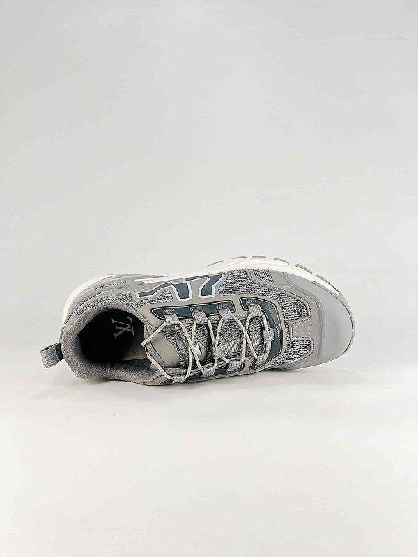 Louis Vuitton Tatic Runner Sneakers